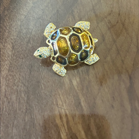 Pin, Turtle Gold and brown with green eyes vintage pin, 1 1/2”, EUC - Picture 4 of 5